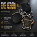 Personalisierter Bundeswehr Schlüsselanhänger mit Name – Flecktarn Shirt – Geschenk für Soldaten & Reservisten